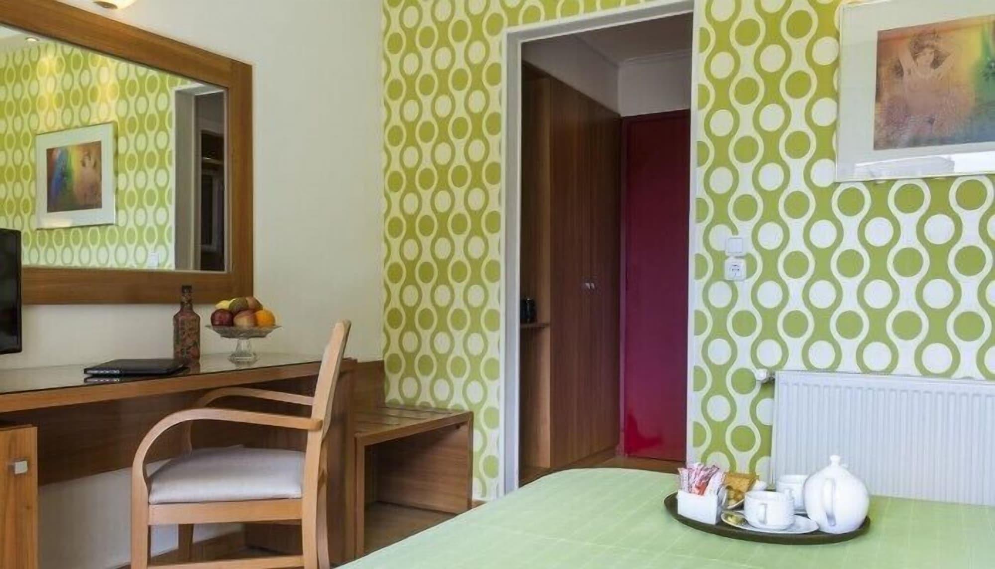 Leto Boutique Hotel אגריניו מראה חיצוני תמונה